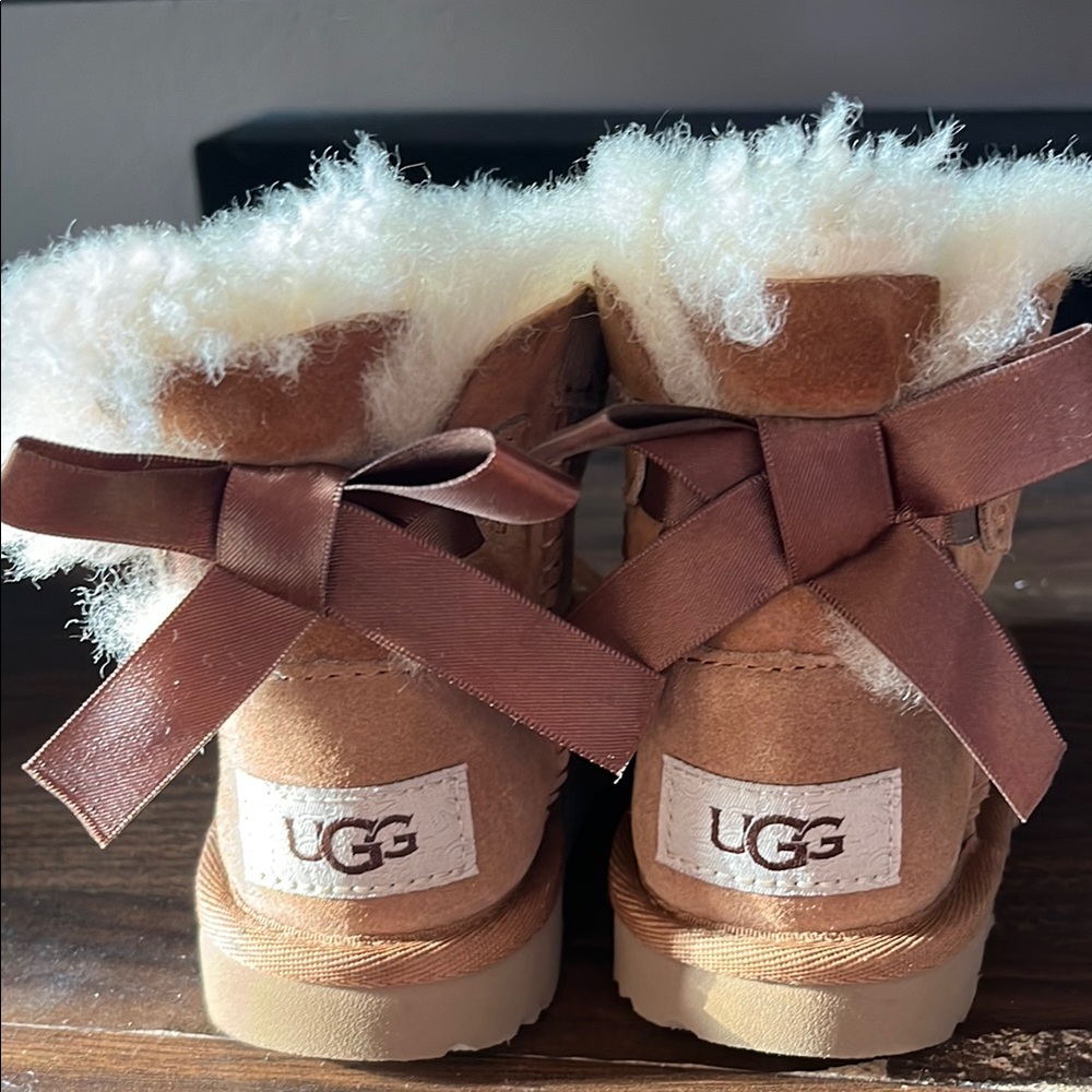 UGG Kids' Brown Boots with White Fur
